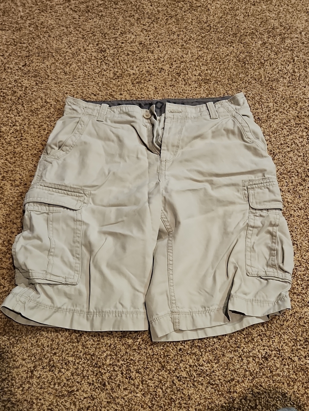 Arizona Jean Company Light Khaki Cargo Shorts